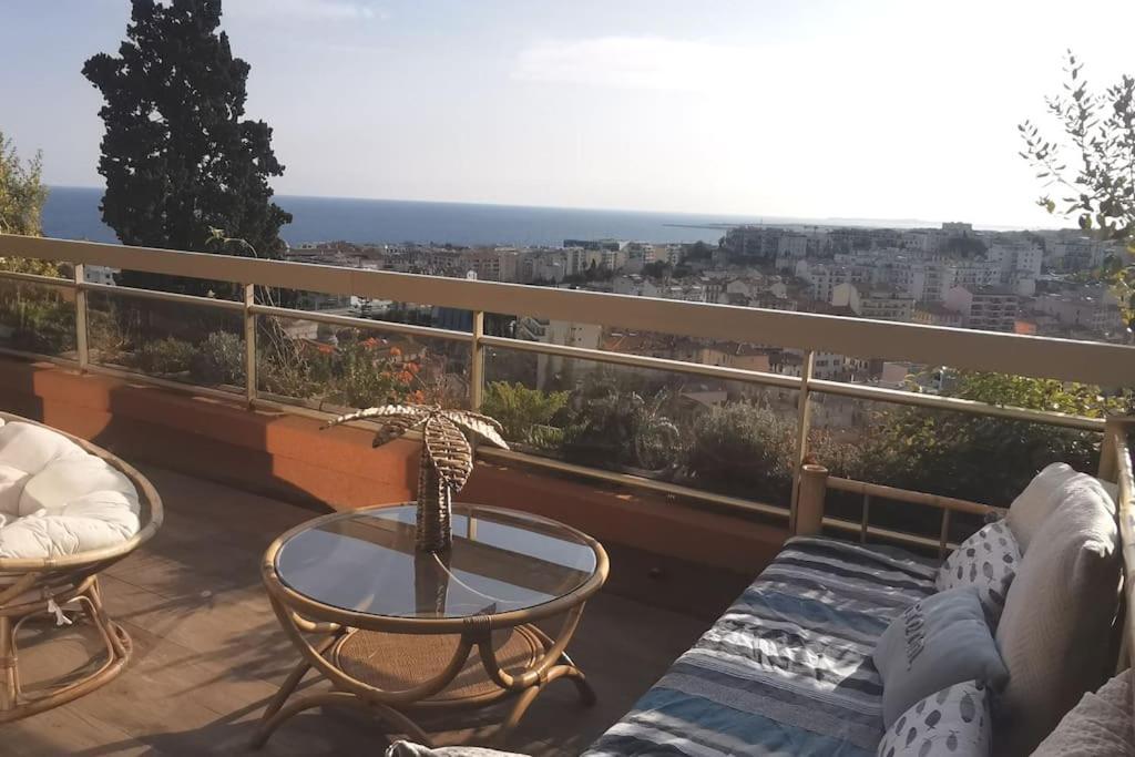 Appartement Nice Centre Vue Mer Avec Piscine Pour Famille, Couple D'Amis Pas De Groupes De Jeunes Autorises Экстерьер фото