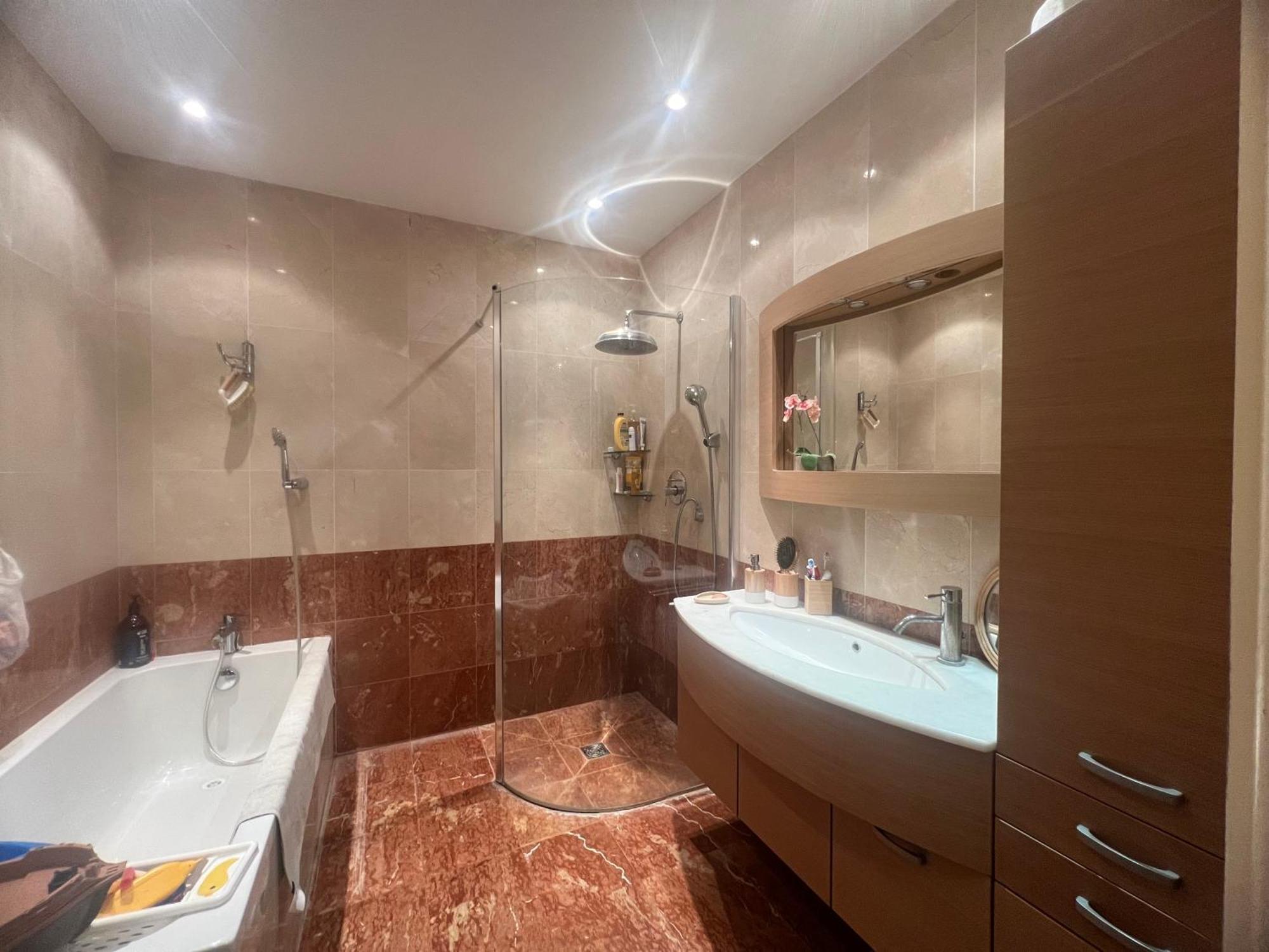 Appartement Nice Centre Vue Mer Avec Piscine Pour Famille, Couple D'Amis Pas De Groupes De Jeunes Autorises Экстерьер фото